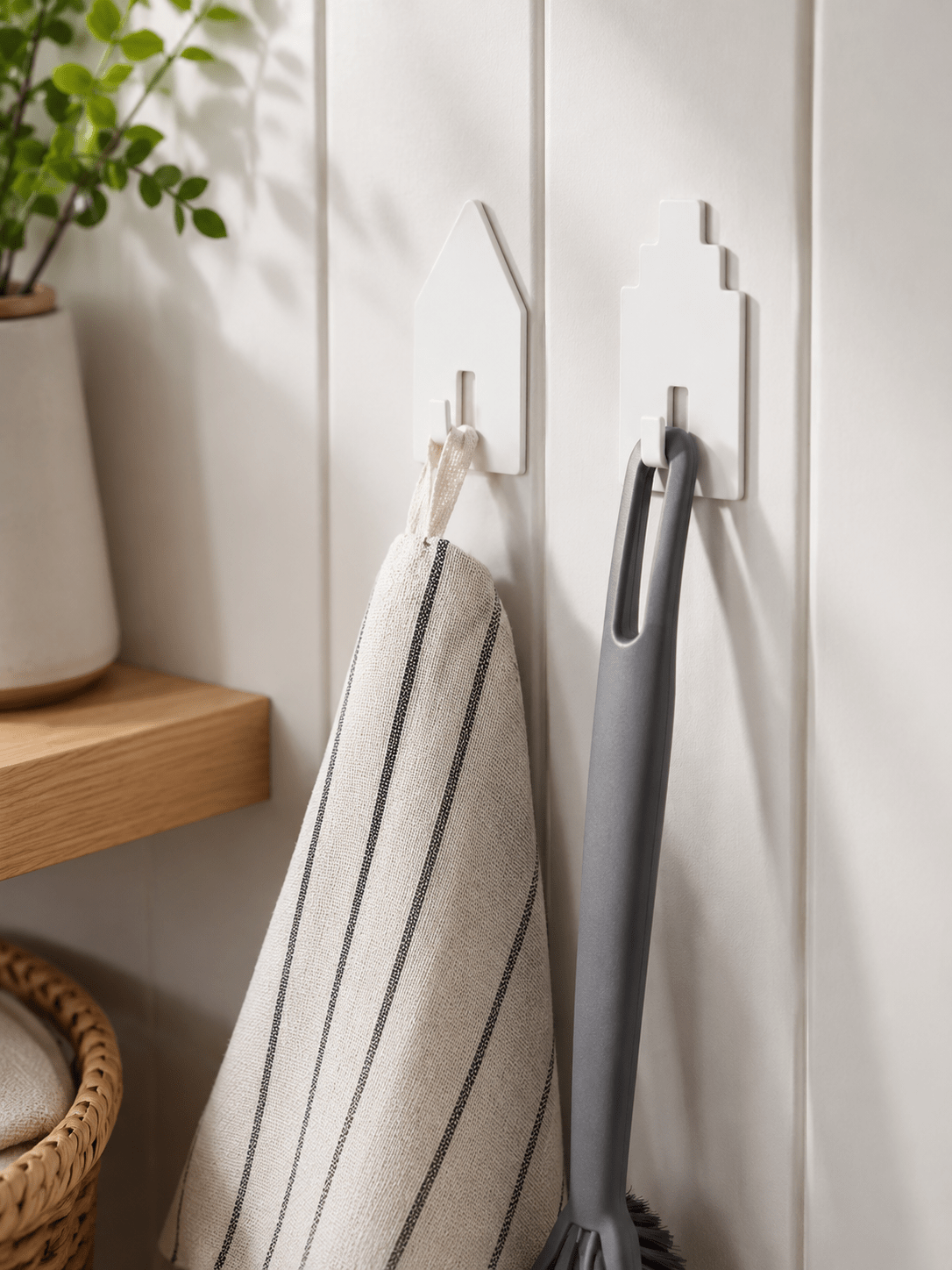 Самоклеящийся крючок для дома IKEA TIPPVAGN, белый, 2 шт